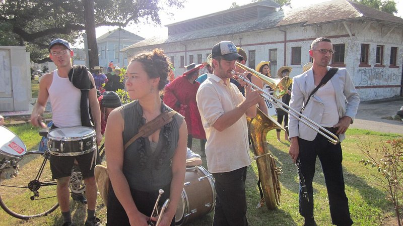 Poland Fringe Sunny Music